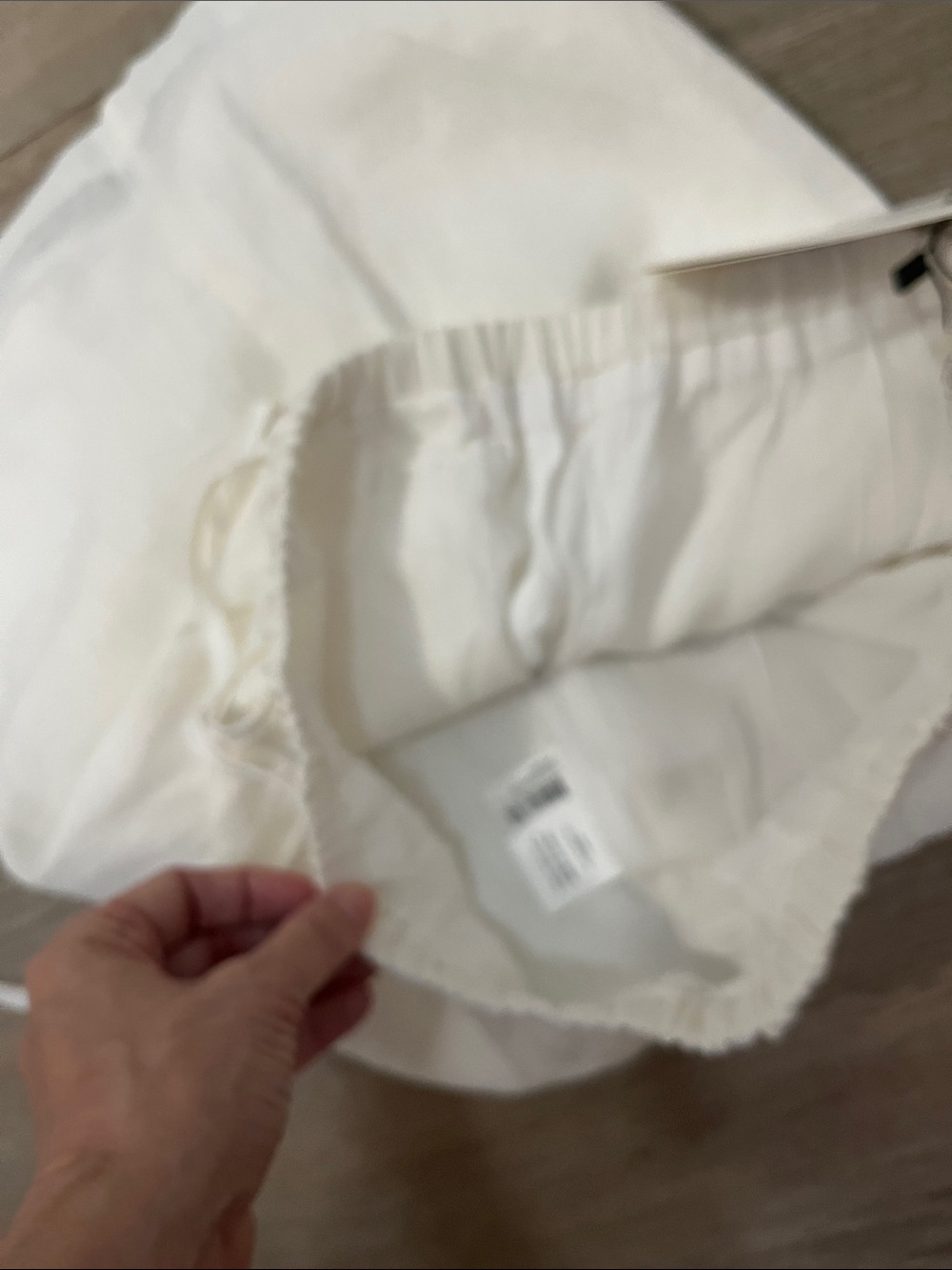 NWT DISSH White/Eggshell Elastic Waist LinenShorts - Picture 9 of 9